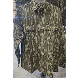 WFS BC405-500-M BUTTON UP MOSSY OAK BOTTOMLAND LONG SLEVE SIZE MEDIUM